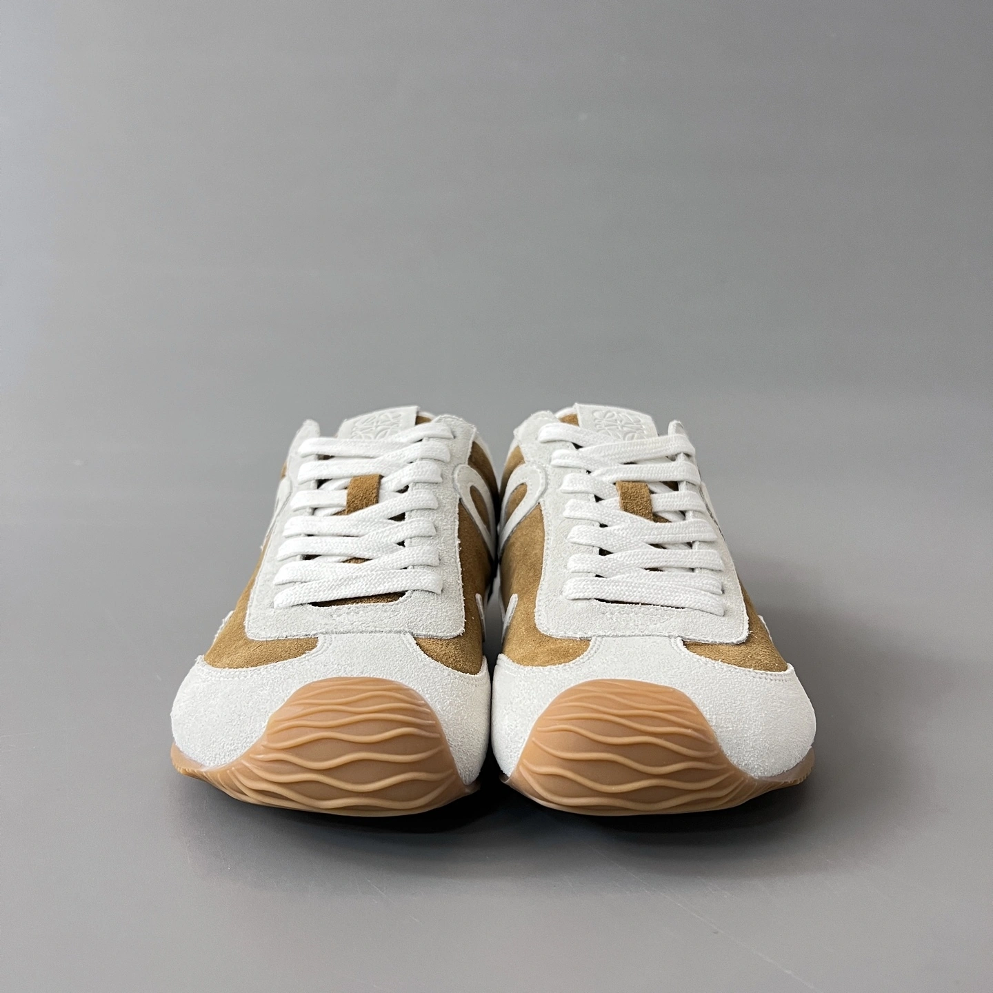 OOBB- 8o5w5 M816282XC0-2912 cowhide Ballet Runner 2.0 item:F-X300A2417B